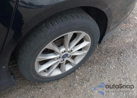 2017 Ford Fusion Se z USA, uszkodzony, nr VIN 3FA6P0HD5HR153892